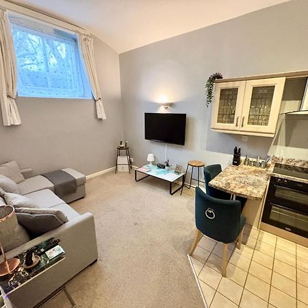 County House City Centre With Parking Sleeps 4 York Bagian luar foto